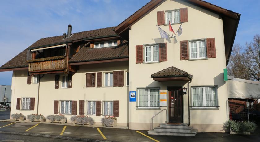 Отель Hotel Frohsinn