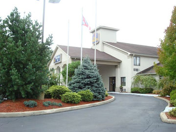 Отель Best Western Meander Inn
