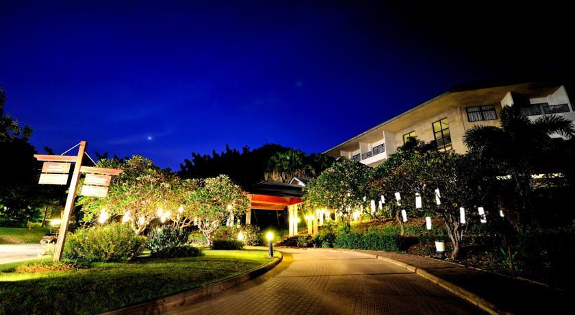 Отель Sakphuduen Hotel & Resort