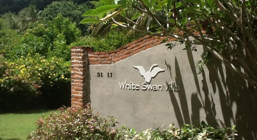 Апартаменты White Swan Villa