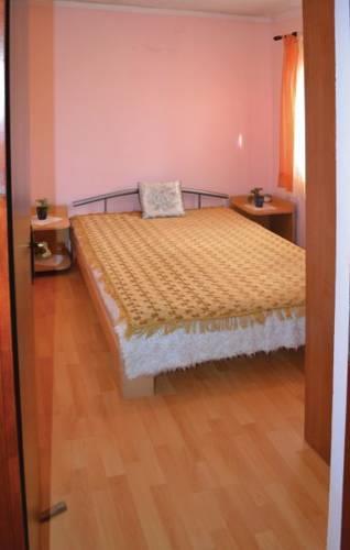 Апартаменты Apartment Liznjan 53 with Children Playground