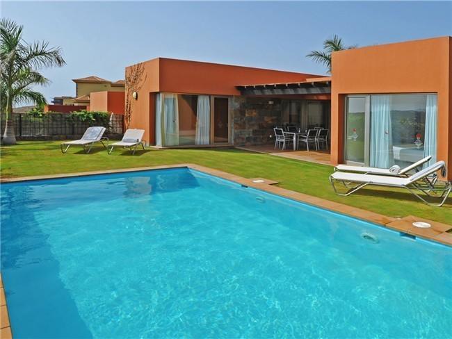 Вилла Villa in Salobre Golf IX