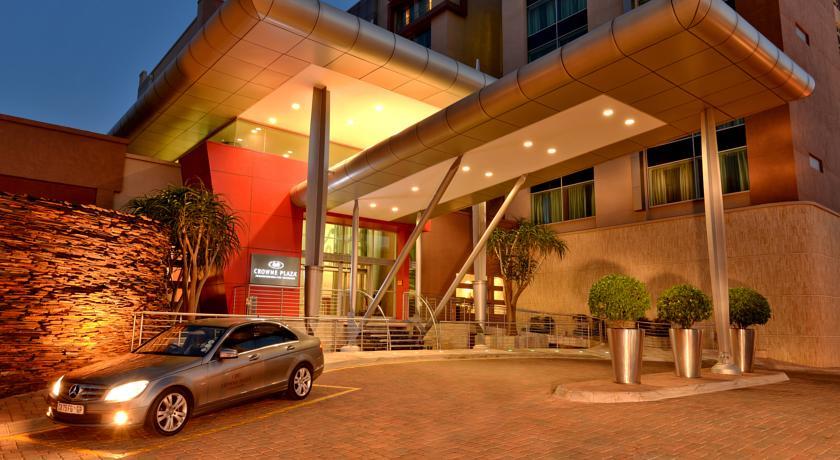 Отель Crowne Plaza Johannesburg - The Rosebank