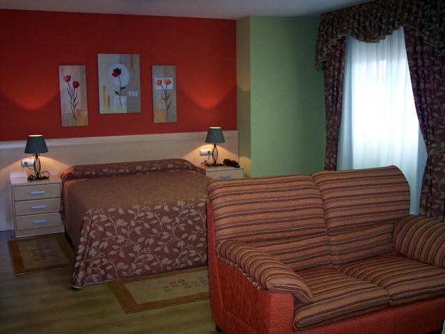 Отель Hotel Restaurante Pizzeria ABC
