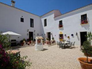 Вилла Cortijo Doña Constanza