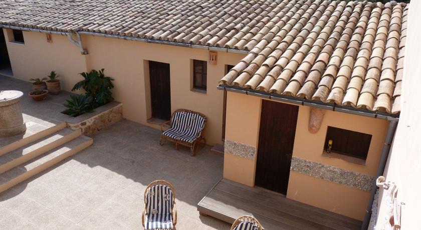 Апартаменты Villa Can Cuarassa