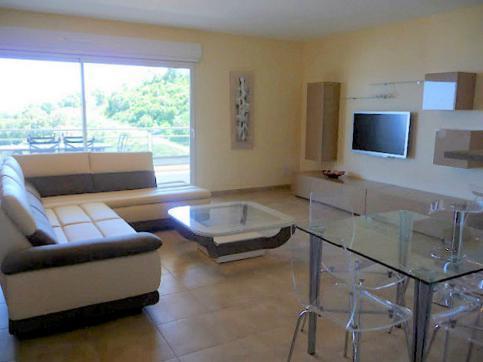 Апартаменты HomeRez  Apartment Route Royale - Résidence Bella Vista