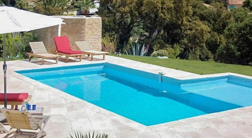 Апартаменты HomeRez  Holiday home Avenue Beaurivage
