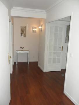 Апартаменты HomeRez  Apartment Boulevard du Général Leclerc