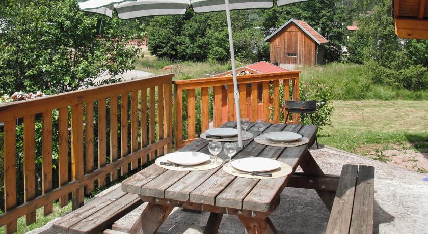 Отель HomeRez  Chalet bis Rue du Hohneck