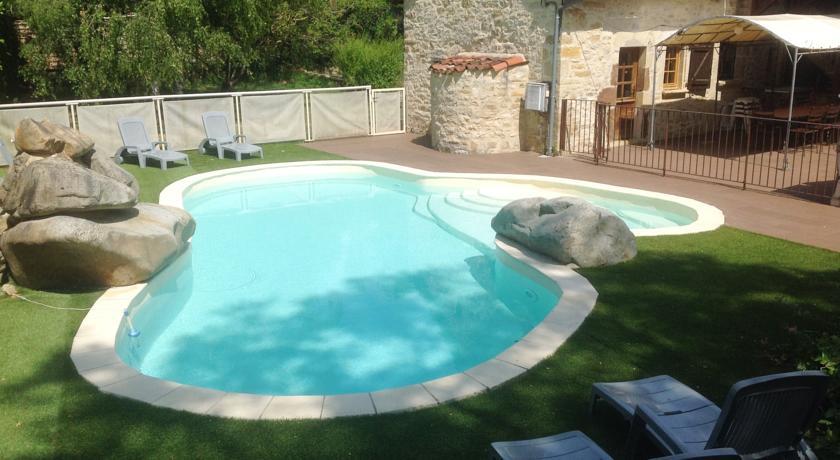 Апартаменты HomeRez  Holiday home Lieu dit "Sansses"