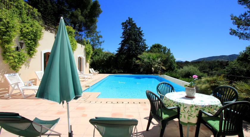 Вилла La Bastide du Plan Sarrin