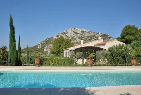 Вилла Villa in Bouches Du Rhone II