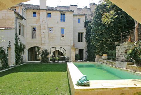 Вилла Villa in Bouches Du Rhone III