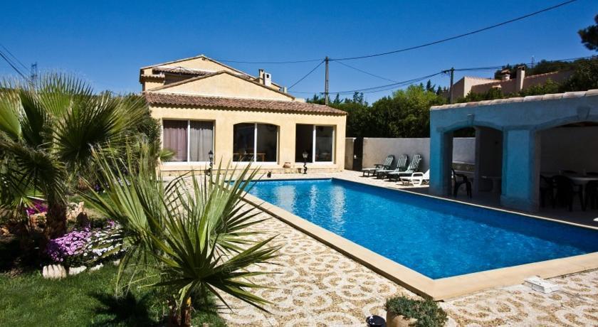Вилла Villa in Ensues La Redonne II