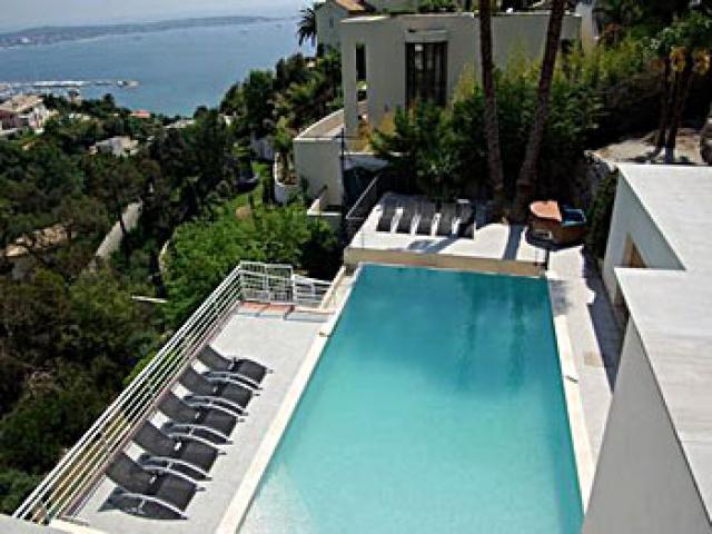 Вилла Villa in Golfe Juan