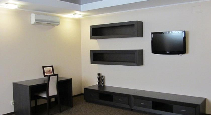 One bedroom apartment new Vostaniya Square subway
