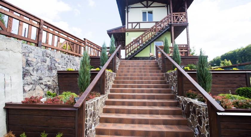 Гостиница Tartak Resort