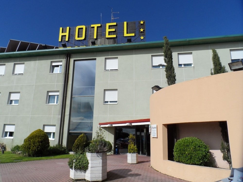 Отель Hotel Rey Arturo