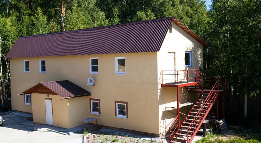 Гостиница Лес