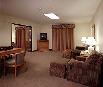 Отель Best Western Wichita North Hotel & Suites
