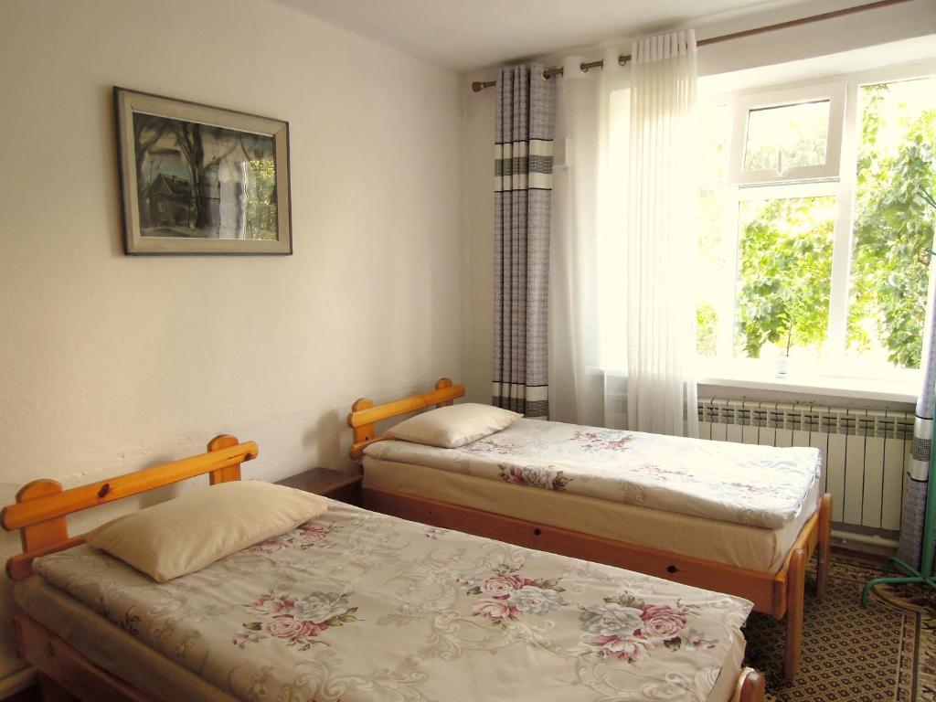 Гостиница Home Stay in Karakol