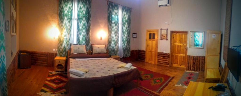 Гостиница Qosha Darvoza