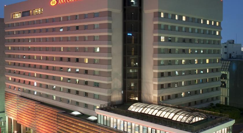Отель ANA Crowne Plaza Fukuoka