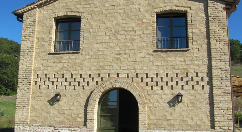 Отель Casa Vacanze Serracanina