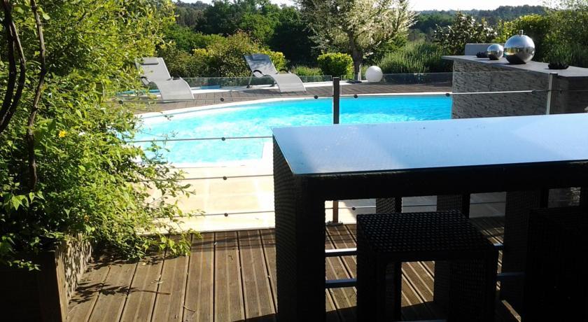 Апартаменты Le Bois De L'Etang