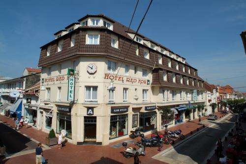 Отель Hotel Red Fox