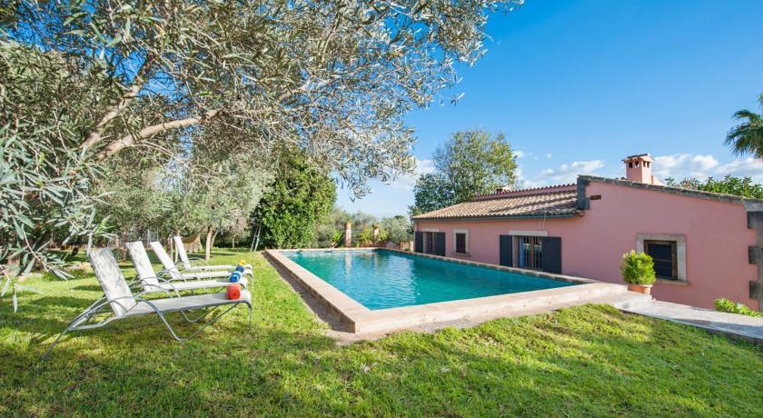 Вилла Villa Finca Can Lluc