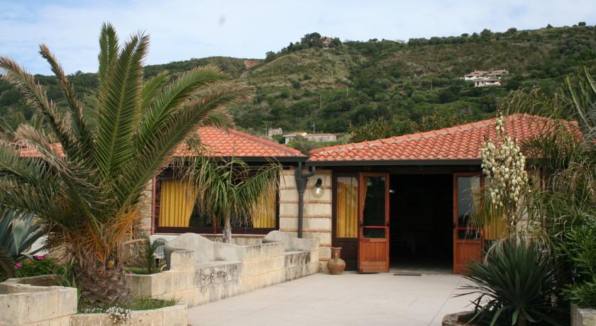 Отель Hotel Il Lungomare
