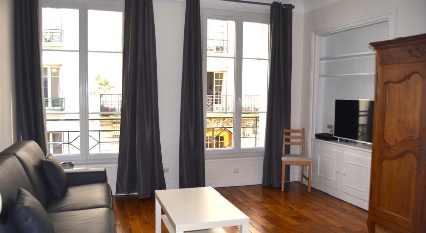 Апартаменты Neuilly Apartment