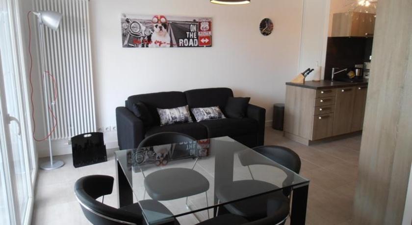 Rental Apartment Baillenia - Saint-Jean-de-Luz