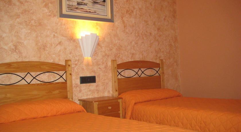 Хостел Hostal Barahona