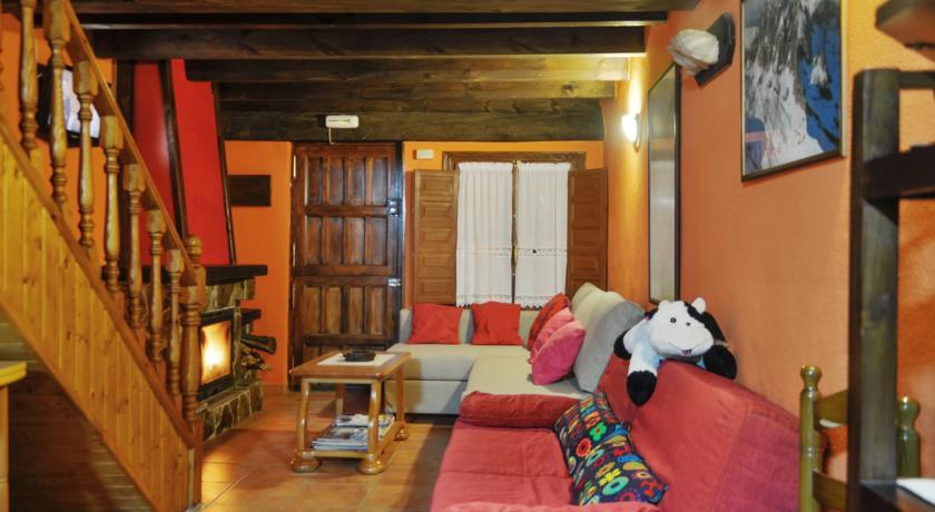Апартаменты Homerez - Holiday Home La Caleya