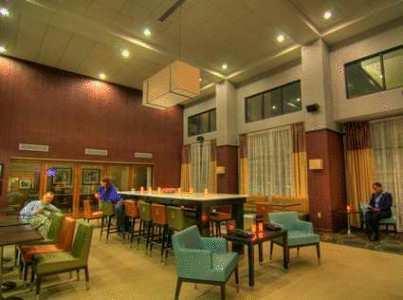 Отель Hampton Inn and Suites Parsippany/North