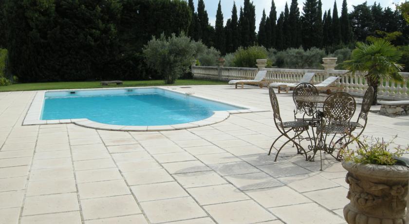 Апартаменты HomeRez - Country House Chemin du hebon