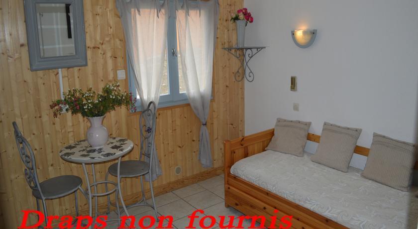 Отель Chambres Jonquiere