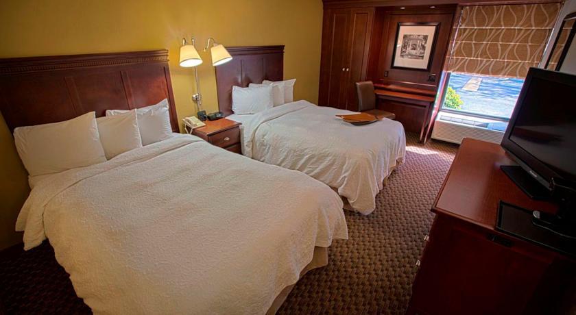 Отель Hampton Inn Charleston Airport/Coliseum