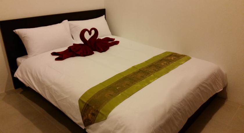 Keng Cafe & Rooms