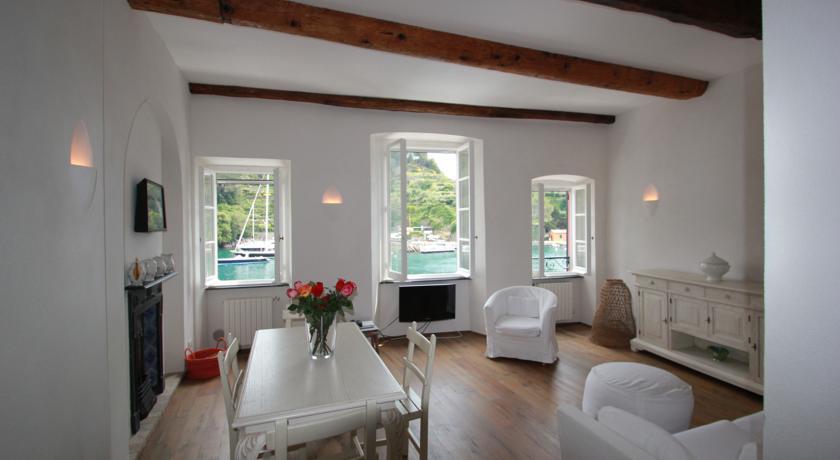 Апартаменты Love in Portofino Apartment