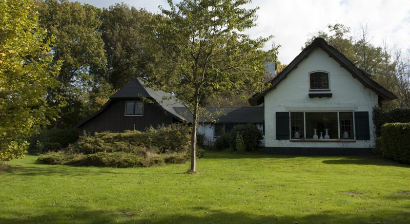 Вилла Villa De Beyaerd