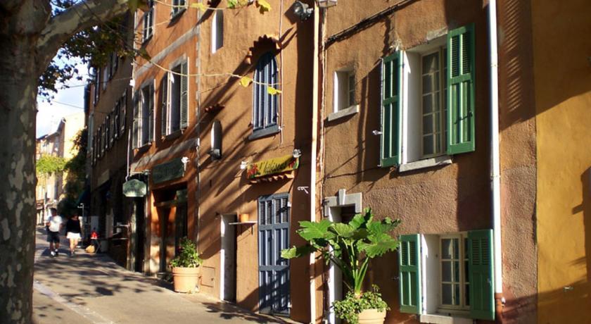 Апартаменты Holiday Home Carnot