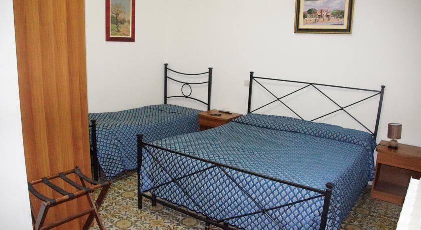 Отель Albergo Pensione Ardenza