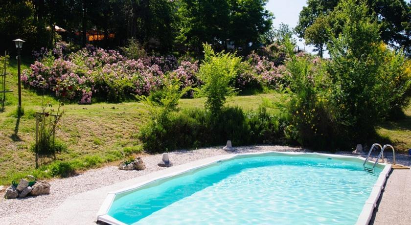 Апартаменты La Maestade Holiday Home