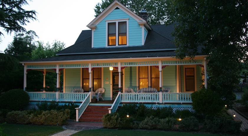 Мини-отель Case Ranch Inn Bed and Breakfast