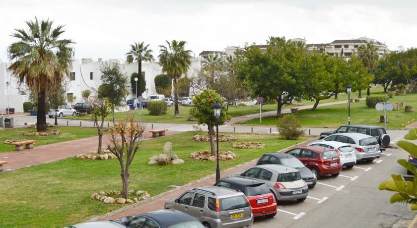 Апартаменты Apartamento Puerto la Duquesa