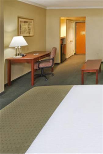 Отель Holiday Inn Dallas North-Addison